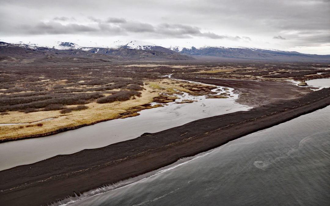 Mount Pavlof, Pavlof Bay