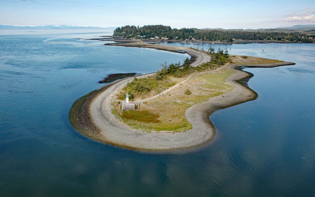 Whiffin Spit, Sooke Harbour