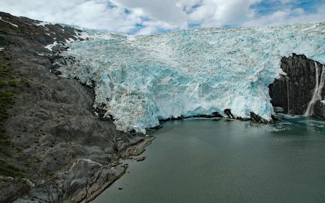 Blackstone Glacier, Blackstone Bay