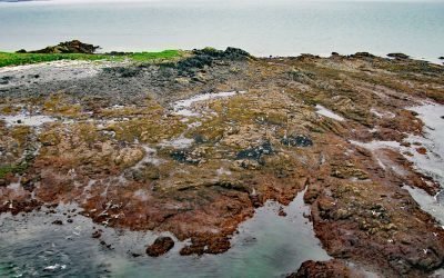 Shakun Islets, Swikshak Bay