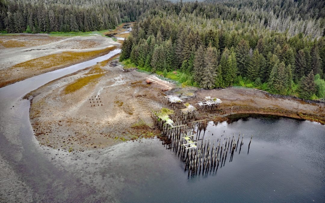 Bay of Pillars, Kuiu Island